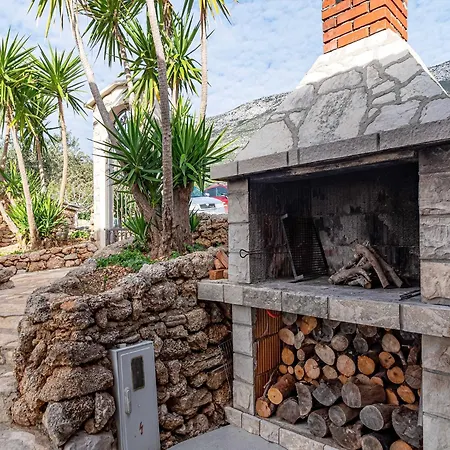 Villa Sea Edge - Three Bedroom With Sea View