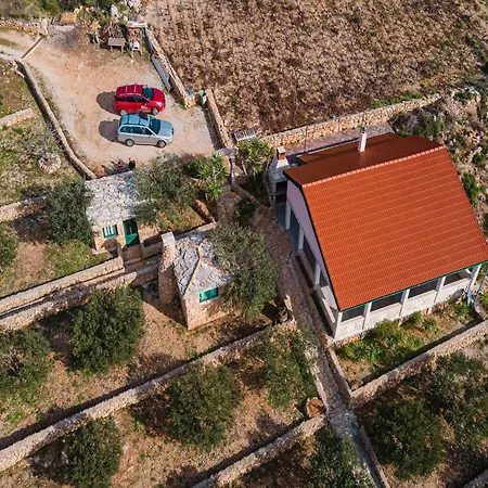 Villa Sea Edge - Three Bedroom With Sea View *